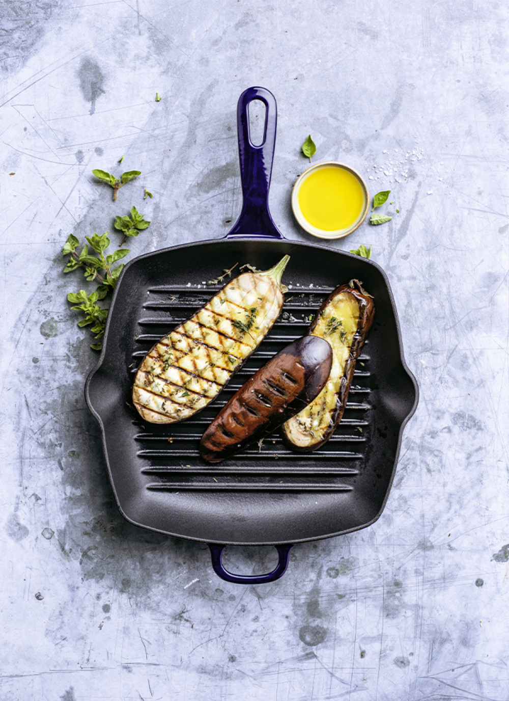 Cast iron grill pan